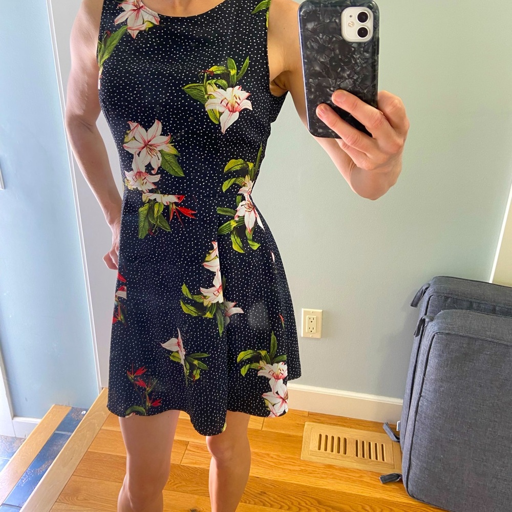 Xs Lulu’s summer dress